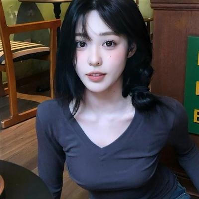月半爱丽丝